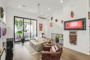 4010 University Grove St, Houston, TX 77023 - Photo 9