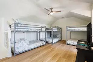 2011 Vista, Crystal Beach, TX 77650 - Photo 39