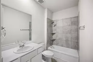 219 Club Crest Ln, Houston, TX 77009 - Photo 29