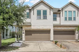 219 Club Crest Ln, Houston, TX 77009 - Photo 1