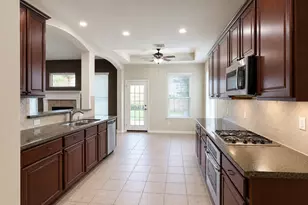 14915 Meridian Park Ln, Humble, TX 77396 - Photo 9