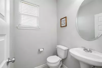 202 San Saba Dr, Mont Belvieu, TX 77523 - Photo 17