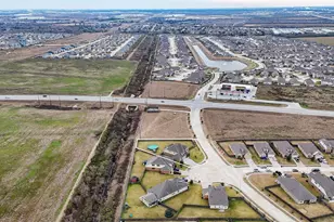 202 San Saba Dr, Mont Belvieu, TX 77523 - Photo 43