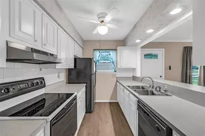2453 Briarwest Boulevard, Houston, TX 77077 - Photo 9