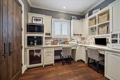 724 W Friar Tuck Lane, Houston, TX 77024 - Photo 33