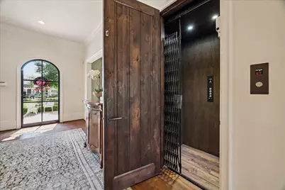 724 W Friar Tuck Lane, Houston, TX 77024 - Photo 19