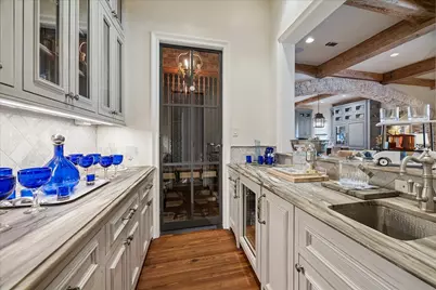 724 W Friar Tuck Lane, Houston, TX 77024 - Photo 15