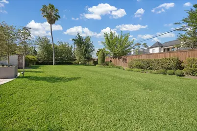 724 W Friar Tuck Lane, Houston, TX 77024 - Photo 47