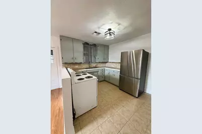 128 Harris Street, Bellville, TX 77418 - Photo 15