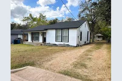128 Harris Street, Bellville, TX 77418 - Photo 3