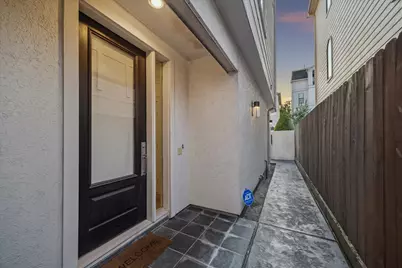 1702 Utah Street #B, Houston, TX 77007 - Photo 3