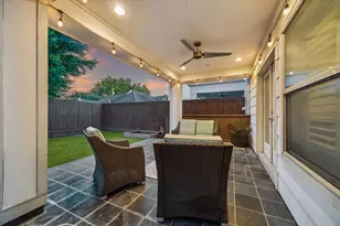 1702 Utah St, Houston, TX 77007 - Photo 23