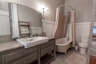 1116 Winnie St, Galveston, TX 77550 - Photo 17