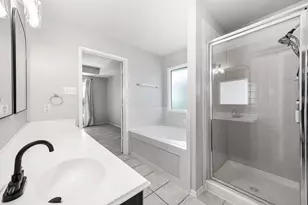 4502 Park Trail Ln, Pasadena, TX 77505 - Photo 25