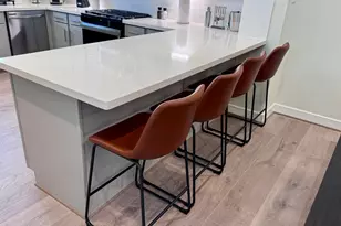 131 Eastwood St, Houston, TX 77011 - Photo 9