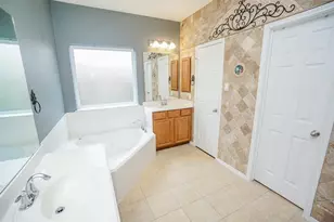 3211 London Ln, Missouri City, TX 77459 - Photo 13