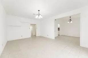 7547 Brompton St, Houston, TX 77025 - Photo 19