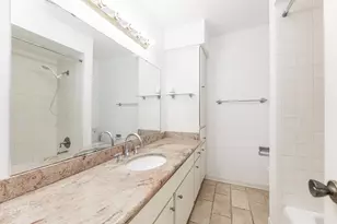 7547 Brompton St, Houston, TX 77025 - Photo 37