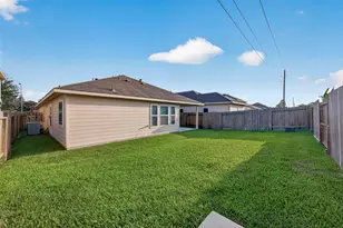 11206 Kingsnorth Dr, Tomball, TX 77375 - Photo 49