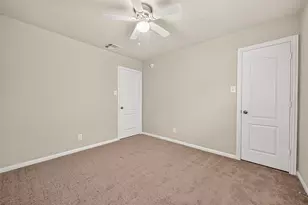 11206 Kingsnorth Dr, Tomball, TX 77375 - Photo 29