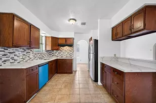 9618 S Petersham Dr, Houston, TX 77031 - Photo 11