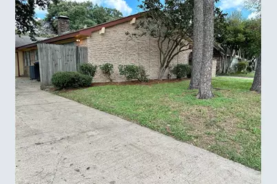 9618 S Petersham Drive, Houston, TX 77031 - Photo 5
