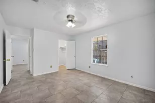 9618 S Petersham Dr, Houston, TX 77031 - Photo 31