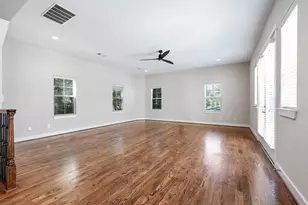 925 W 23rd St, Houston, TX 77008 - Photo 11