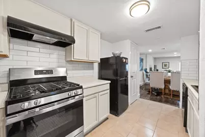 1255 Blalock Road #9, Houston, TX 77055 - Photo 3