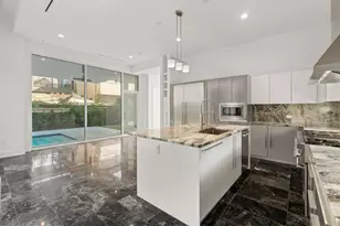 2120 Southgate Blvd, Houston, TX 77030 - Photo 11