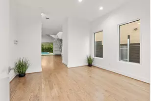 2120 Southgate Blvd, Houston, TX 77030 - Photo 3