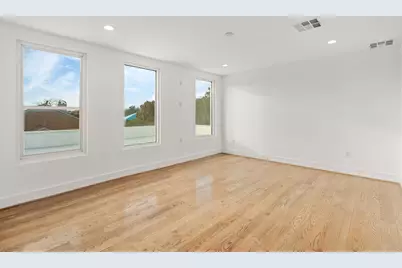 2120 Southgate Boulevard, Houston, TX 77030 - Photo 31