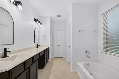 2207 Manchester Crossing Drive, Fresno, TX 77545 - Photo 13