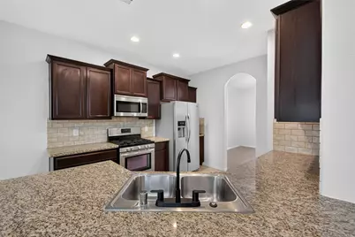2207 Manchester Crossing Drive, Fresno, TX 77545 - Photo 7