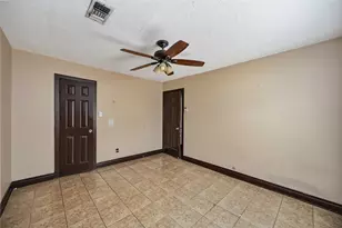 2010 Dade St, Pasadena, TX 77502 - Photo 19