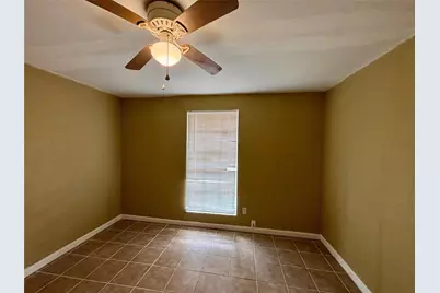 3902 Heatherbloom Drive, Houston, TX 77045 - Photo 5