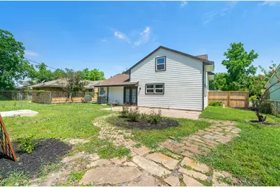 10406 Broadstairs Street, Houston, TX 77013 - Photo 29