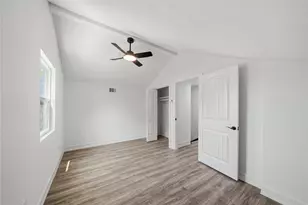 10406 Broadstairs St, Houston, TX 77013 - Photo 25