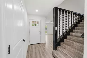10406 Broadstairs St, Houston, TX 77013 - Photo 5