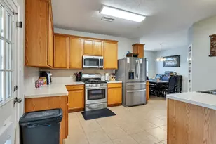 20919 Burnt Amber Ln, Houston, TX 77073 - Photo 9