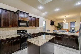 18523 Magnolia Dell Dr, Cypress, TX 77433 - Photo 11