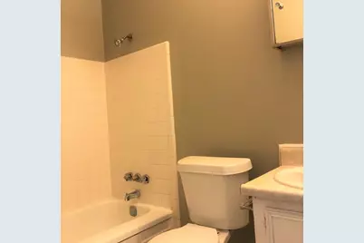 4802 Glenridge Lane, Houston, TX 77053 - Photo 9