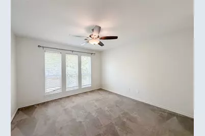 1103 Fleetwood Place Drive, Houston, TX 77079 - Photo 27