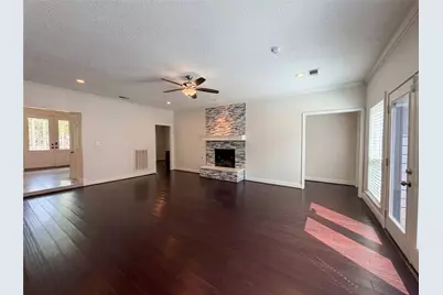 1103 Fleetwood Place Drive, Houston, TX 77079 - Photo 13