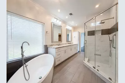 1103 Fleetwood Place Drive, Houston, TX 77079 - Photo 21