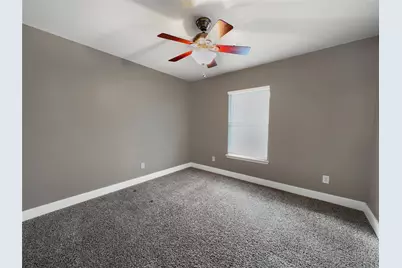 26852 Manor Crest Court, Kingwood, TX 77339 - Photo 13