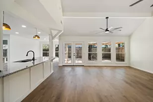 238 Point Clear Dr, Conroe, TX 77304 - Photo 3