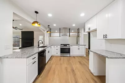 238 Point Clear Drive, Conroe, TX 77304 - Photo 5