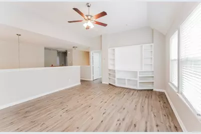 2531 Crystal Shore Drive, Rosharon, TX 77583 - Photo 11