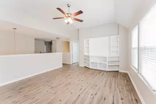 2531 Crystal Shore Dr, Rosharon, TX 77583 - Photo 11